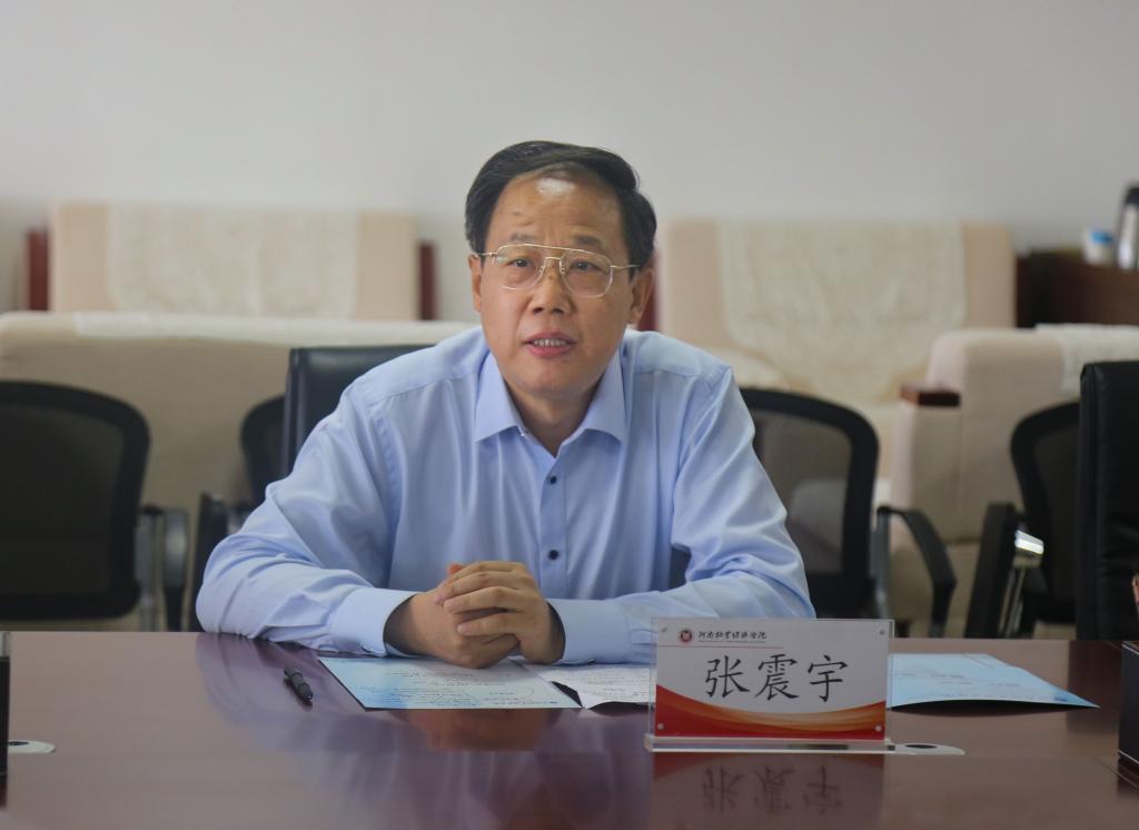 河南省政协副主席、民进河南省委主委张震宇讲话