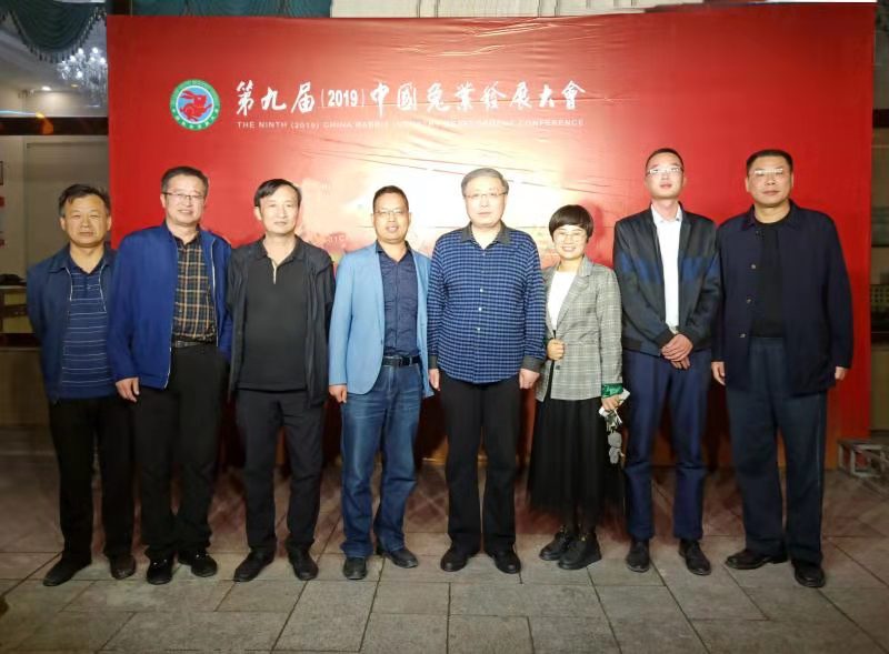 穆瑞杰接见我校援疆毕业生优秀代表