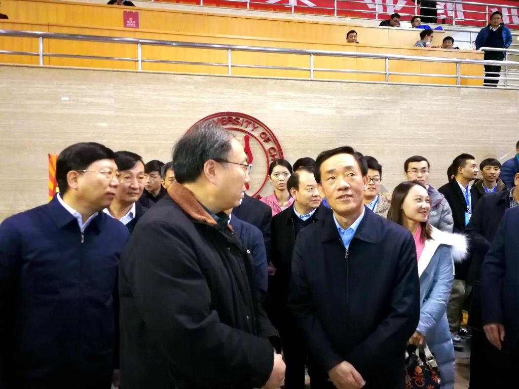 校党委书记穆瑞杰向副省长戴柏华汇报我校人才引进工作