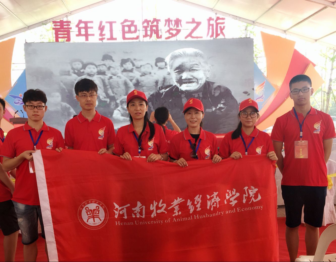我校“果蔬保鲜包装技术”项目队员